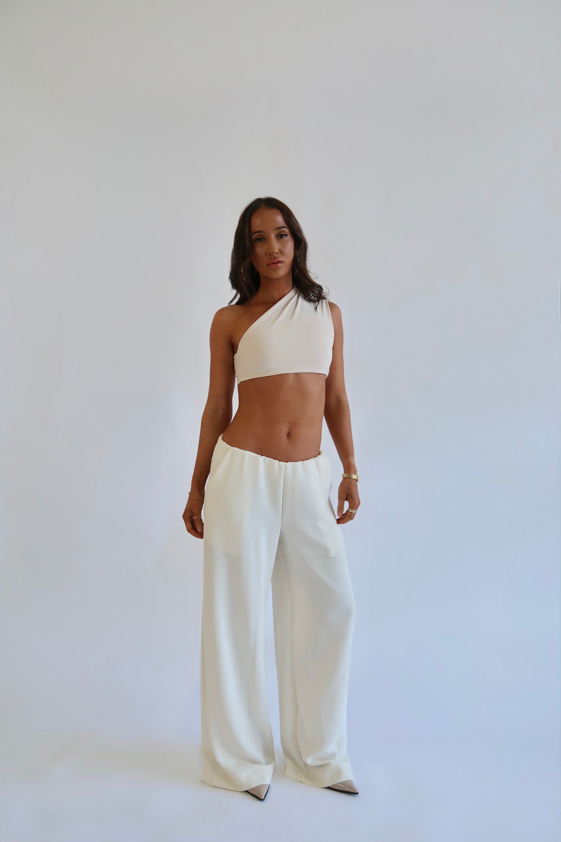 ONE SHOULDER ULTRA CROP - SOY