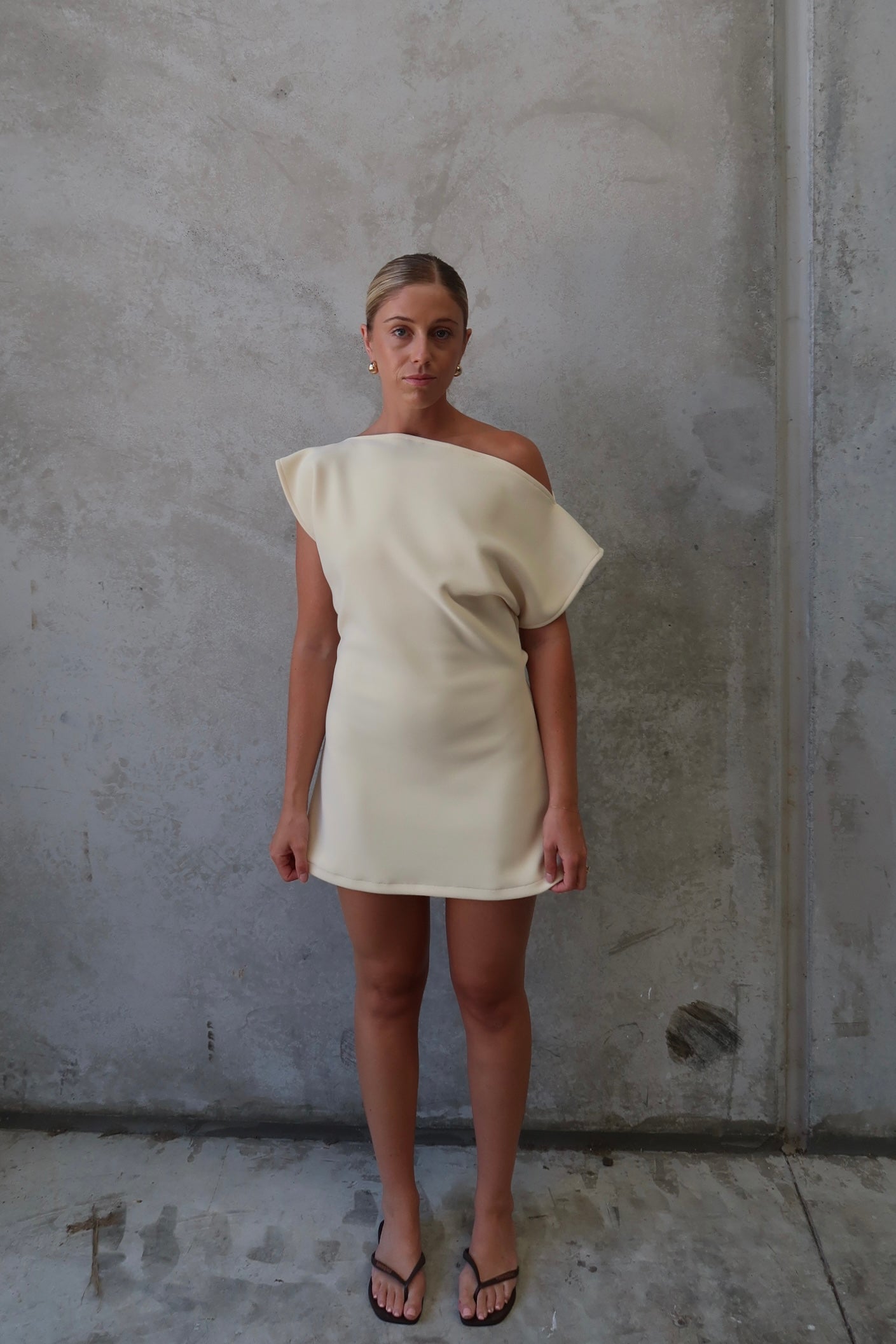 OFF THE SHOULDER MINI DRESS - LEMON