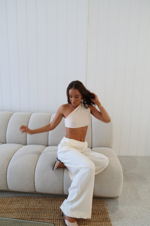 ONE SHOULDER ULTRA CROP - SOY
